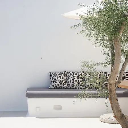 Alio Naxos Luxury Suites Agios Georgios  Exterior photo