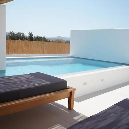 Alio Naxos Luxury Suites Agios Georgios  Room photo